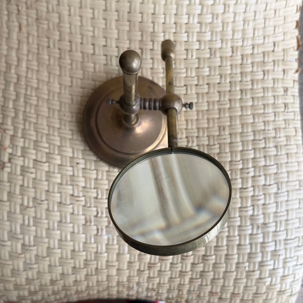 Antique Brass Magnifying Glass Stand Adjustable desktop decor - Picture 8 of 9